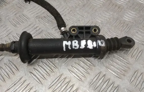 Mercedes-Benz Vito Viano W638 Clutch master cylinder 0002903212