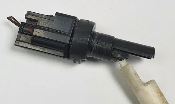 Ford C-MAX I Windshield washer fluid level sensor 0023935