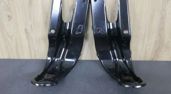 Mercedes-Benz SLK R172 Radiator mount bracket 1726260331 A1726260331 1726260431