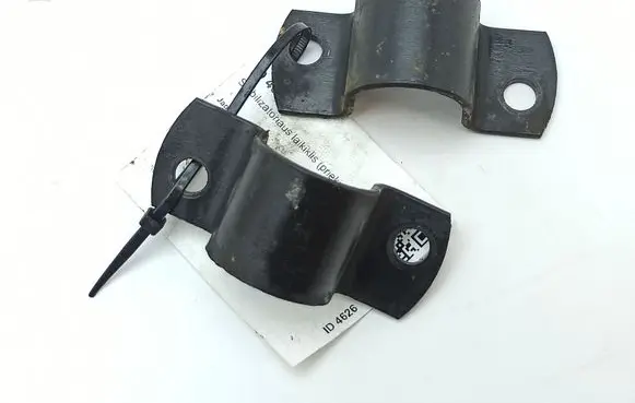 Jaguar XJS Sway bar bush bracket, front 