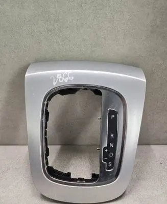 Audi Q3 8U Gear shifter surround trim plastic 8P2713463A 8U0864261AG 8U0864261P