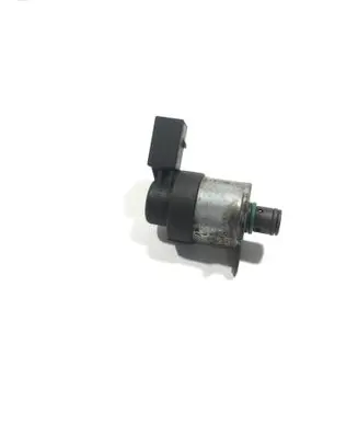 Mercedes-Benz ML W164 Fuel pressure regulator 0928400661 24312 58527