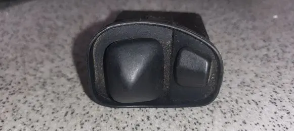 BMW 5 E34 Wing mirror switch 61311369331