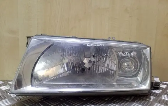 Skoda Octavia Mk1 (1U) Headlight/headlamp 1U2941017N