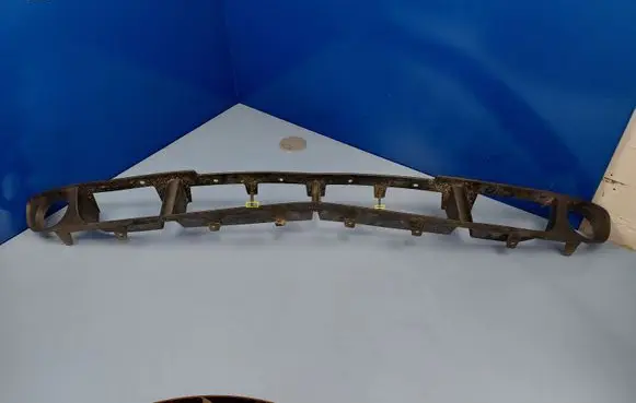 Nissan Primera Front bumper lower grill 62254AU300 62254AU310