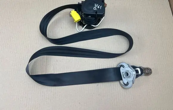 Volkswagen Transporter - Caravelle T5 Front seatbelt 7H0857806F