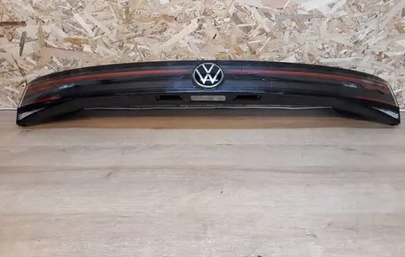 Volkswagen Taigo Tailgate rear/tail lights 2G7945093