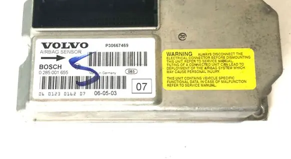 Volvo V70 Airbag control unit/module 0285001655 P30667469