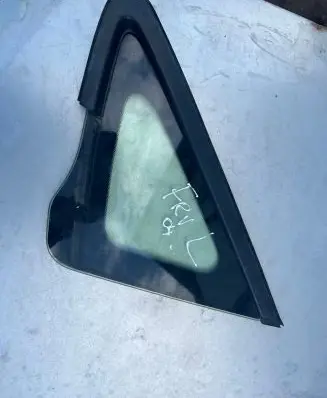 Honda FR-V Rear side window 22100JE70