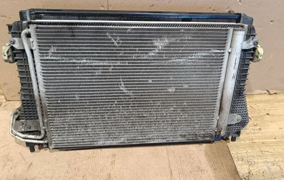 Volkswagen Touran II Radiator set 1K0820411AH 1763201S 18112014