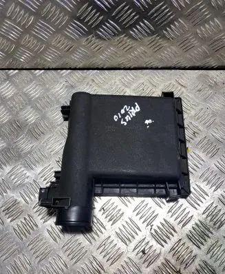 Toyota Prius (XW30) Air filter box cover 1770537120 1781237030