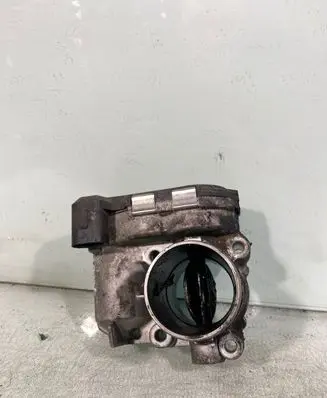 Nissan X-Trail T31 Throttle body valve 8200330810g