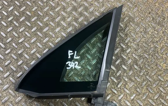 Volkswagen Tiguan Allspace Front door vent window glass four-door 5NN845113