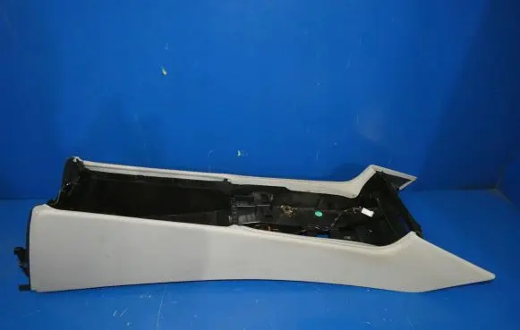 Mercedes-Benz CLS C218 X218 Center console