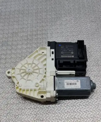 Volkswagen PASSAT B6 Front door window regulator motor 1K0959702Q 988693113 981238351