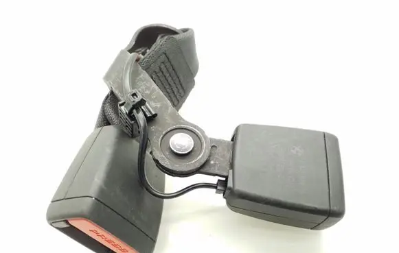 BMW 3 G20 G21 Middle seatbelt buckle (rear) 744203005 7442030