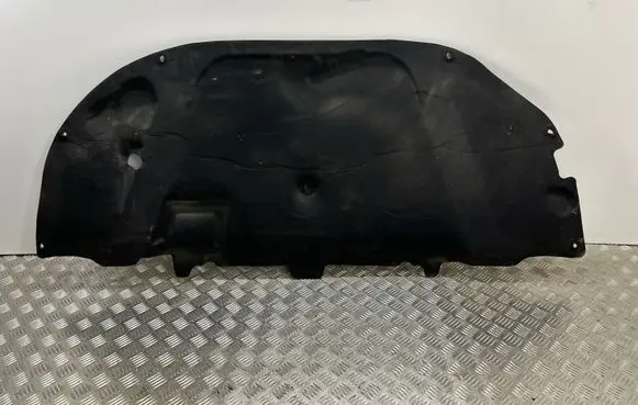 Engine bonnet/hood sound/heat insulation