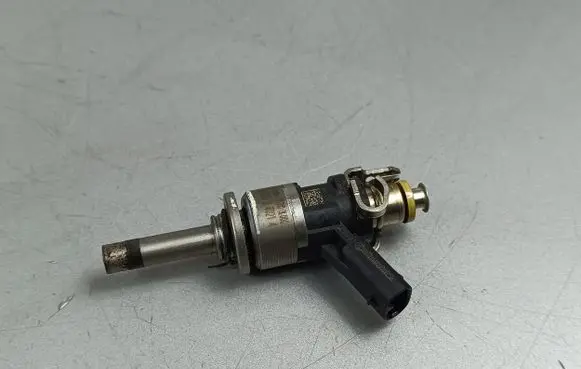 KIA Stinger Fuel injector 353103L000