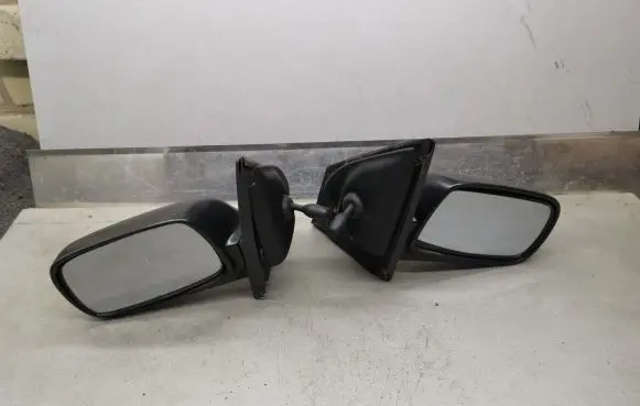 Toyota Yaris Manual wing mirror 