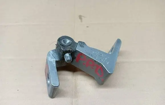 Front door lower hinge