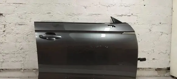 Audi A5 Front door 8w8837916