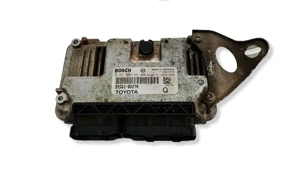 Toyota Yaris Engine control unit/module ECU 896610D270