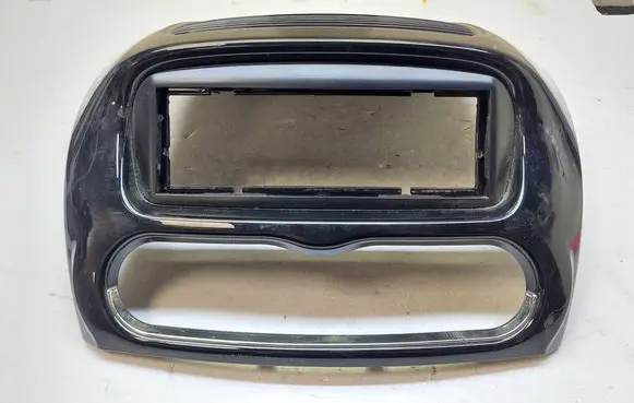 Citroen C-Zero Radio/GPS head unit trim 8002B115ZZ 3F45E