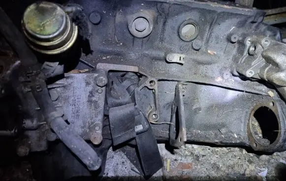 Mercedes-Benz 190 W201 Engine