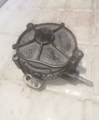 Ford Galaxy Vacuum pump D1651B D1651B2006P