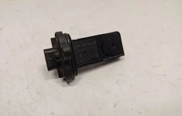 BMW 7 F01 F02 F03 F04 Mass air flow meter 7613234 13627613234 13628658527