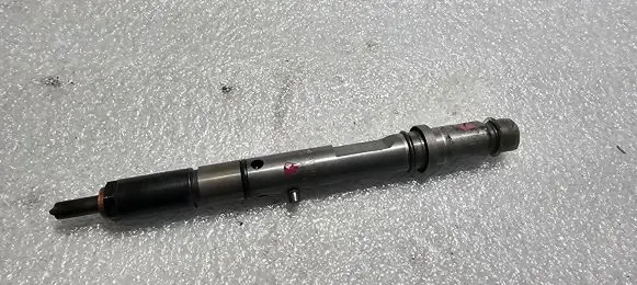 Audi A6 S6 C5 4B Fuel injector 059130201f