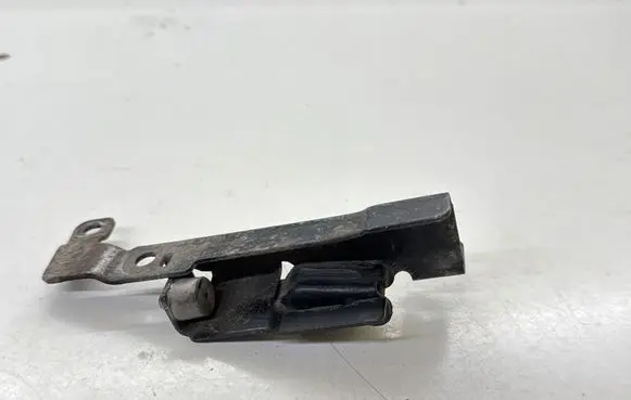 Opel Vivaro Sliding door check strap stopper 12381 6571