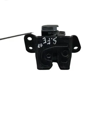 Hyundai Santa Fe Tailgate/trunk/boot lock/catch/latch 812302B000