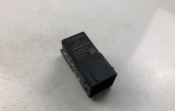 Citroen C4 I Other relay 9803299780