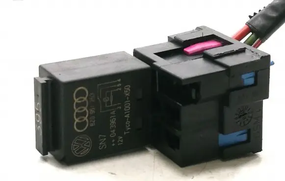 Audi A6 S6 C6 4F Other relay 8Z0951253