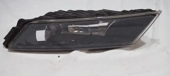 Skoda Superb B8 (3V) Front fog light 3V0941700B