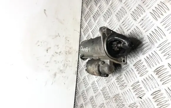 Opel Insignia A Starter motor 8000048 GM555556092 H17MR10B