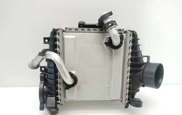 Mercedes-Benz E W213 Intercooler radiator A6540104902 421F205J1H A65440900100
