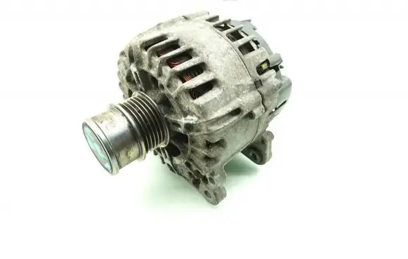Volkswagen Golf VII Generator/alternator 04C903023KGOLF