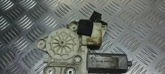 Opel Vectra C Vent window/glass motor 9178988RH