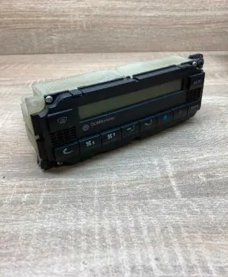 Volkswagen PASSAT B5 Climate control unit 3B1907044B 5HB00761710
