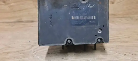 Ford Focus ABS Pump 2M512M110EE 10092501197