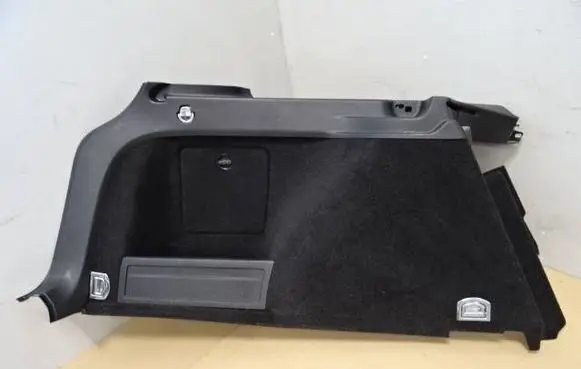 Volkswagen PASSAT B6 Trunk/boot trim cover 