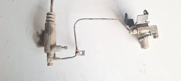 Mitsubishi Pajero Clutch master cylinder 
