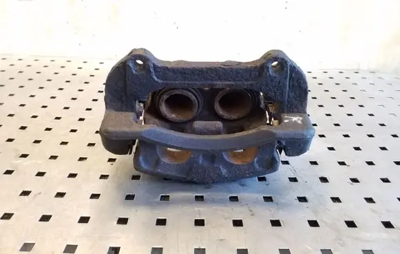 KIA Sorento Front brake caliper