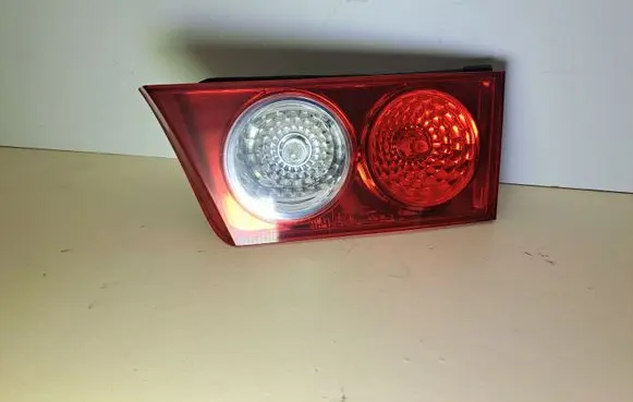 Honda Accord Tailgate rear/tail lights P5921R P5921