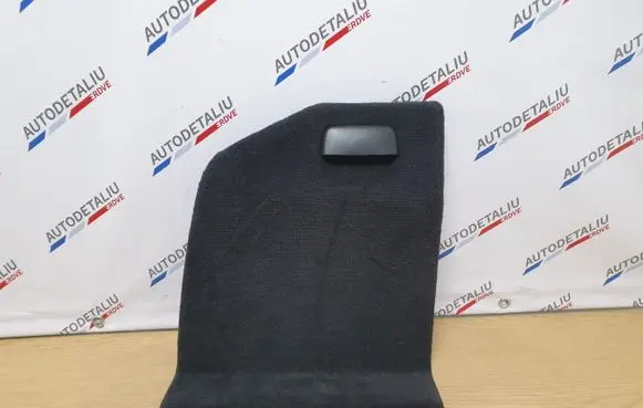 Trunk/boot side trim panel