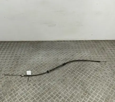 Handbrake/parking brake wiring cable