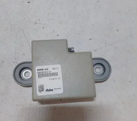 BMW 3 E90 E91 Antenna control unit 693502401