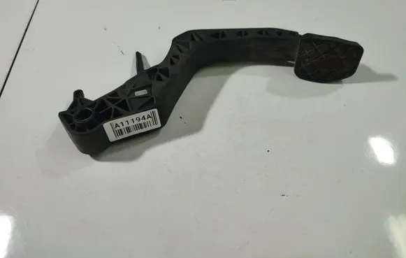 Skoda Octavia Mk2 (1Z) Clutch pedal 1K1721327B